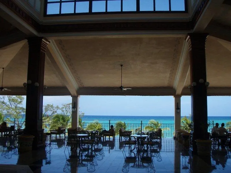 Hotel Riu Ocho Rios 5*,