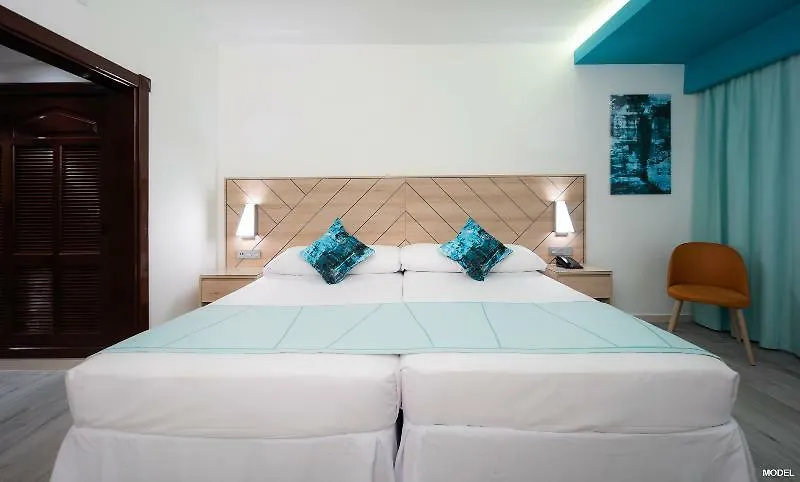 Hotel Riu Ocho Rios 5*,